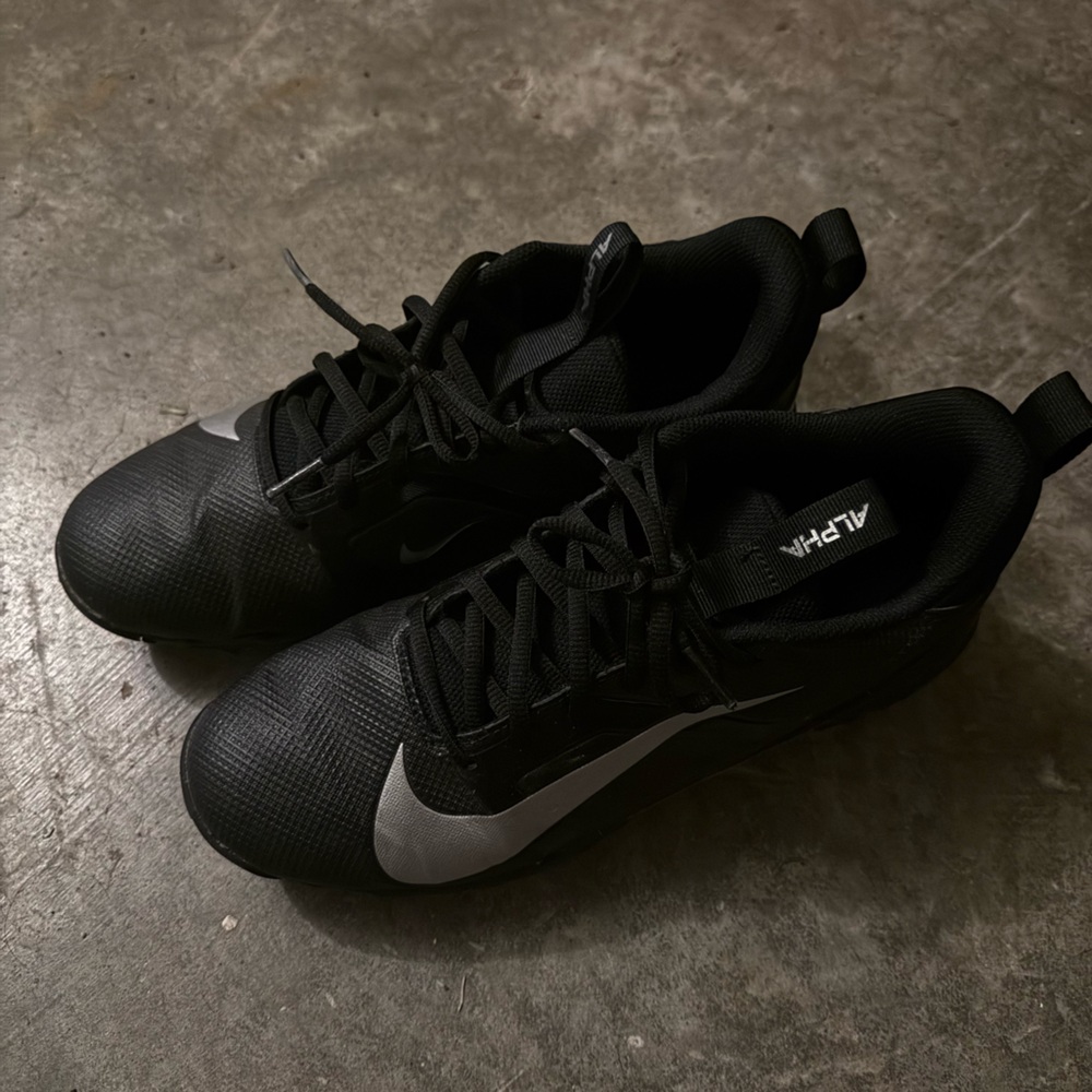 Nike alpha Men's Black Athletic football cleats with Silver Swoosh